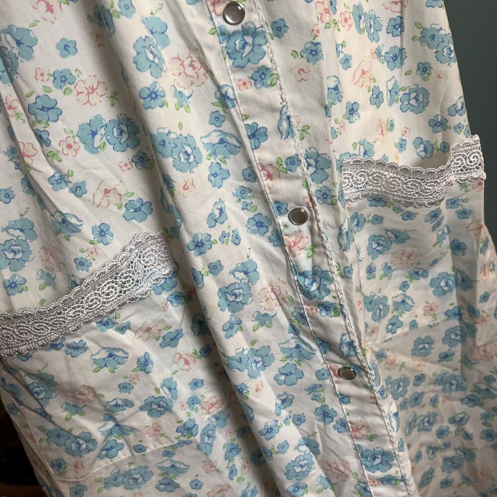 Blue Floral Pearl Snap Robe House Coat Women’s 2XL With Pockets Grannycore Cozy - Picture 4 of 10